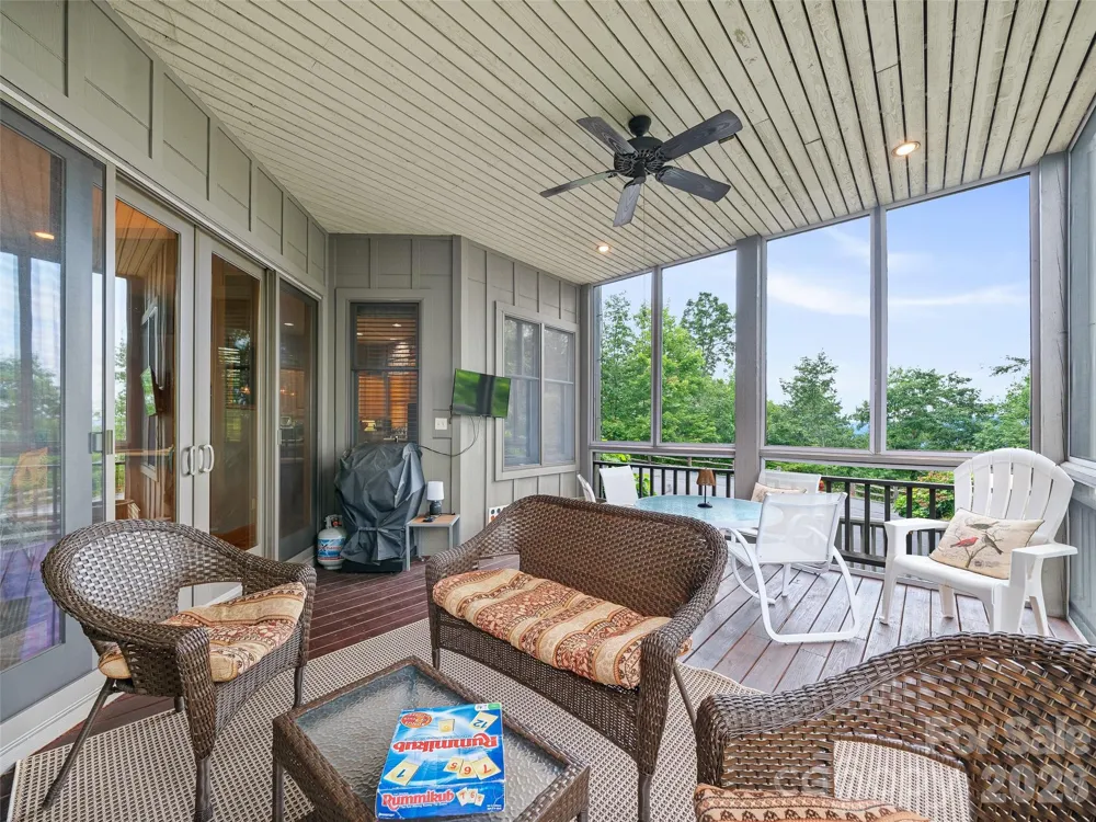 81 Stoney Falls Loop #C3 Burnsville, NC 28714