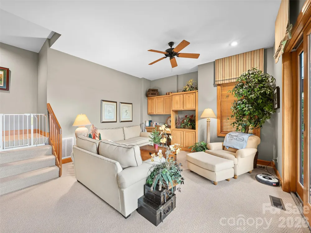 81 Stoney Falls Loop #C3 Burnsville, NC 28714