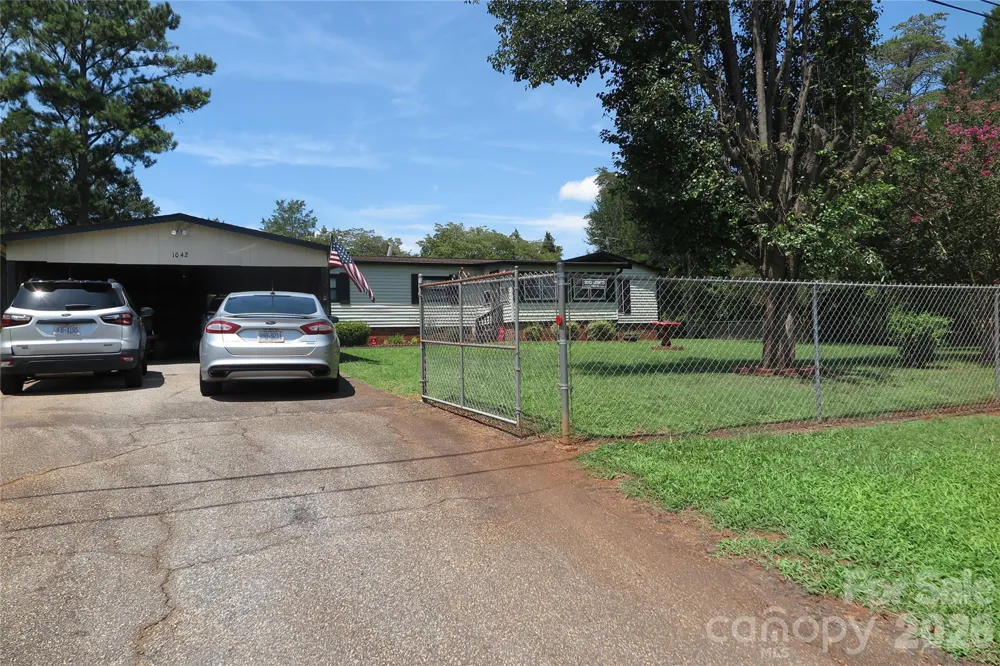 1042 Bexley Lane Lincolnton, NC 28092