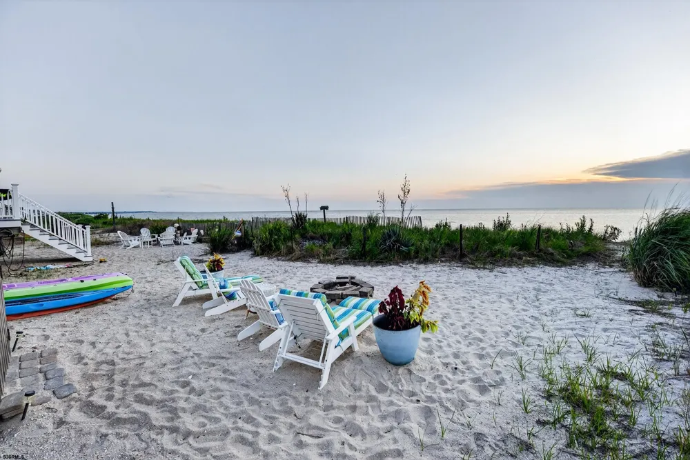 175 N Beach Ave Cape May Court House, NJ 08210