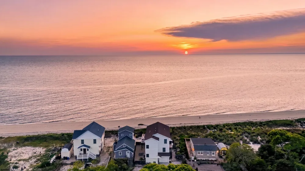 175 N Beach Ave Cape May Court House, NJ 08210