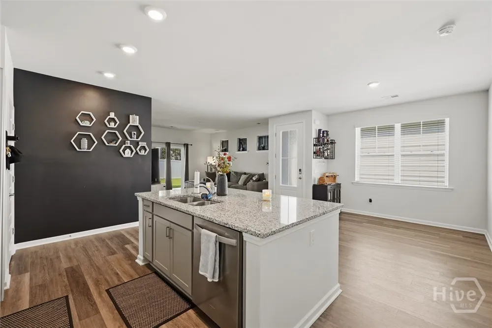 152 Holloway Hill Pooler, GA 31322