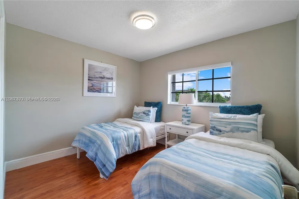 14279 SW 166th St #14279 Miami, FL 33177