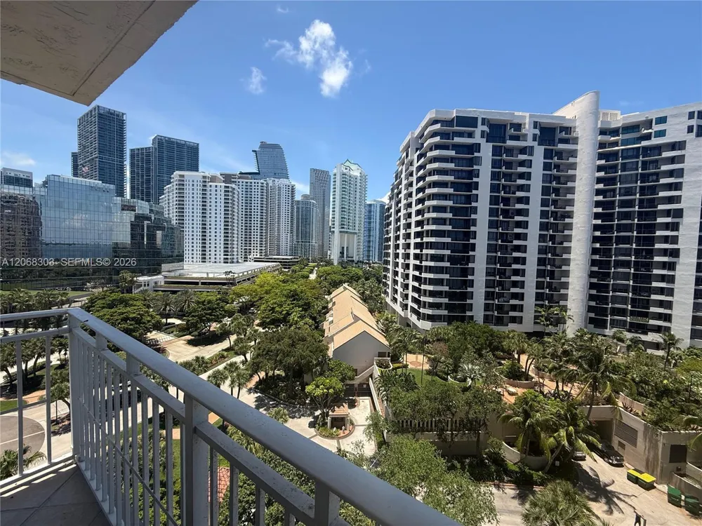 770 Claughton Island Dr #1101 Miami, FL 33131