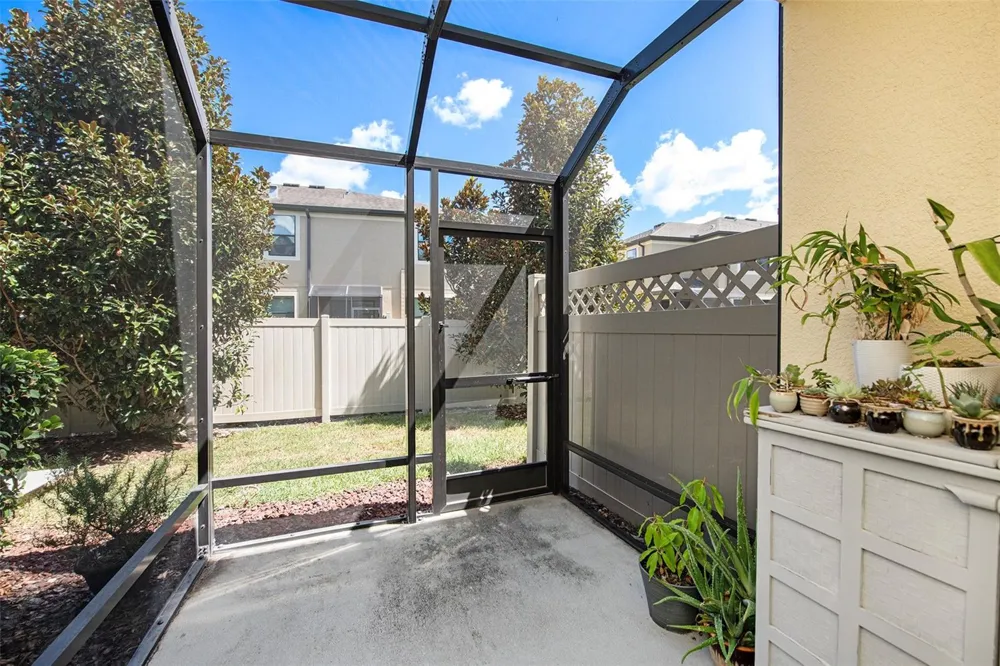 1990 MILKWEED Lutz, FL 33558