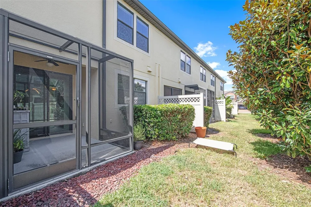 1990 MILKWEED Lutz, FL 33558