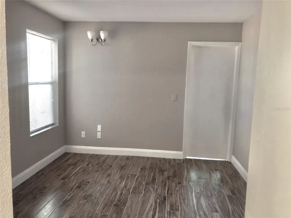 5108 CONROY ROAD #1718 Orlando, FL 32811