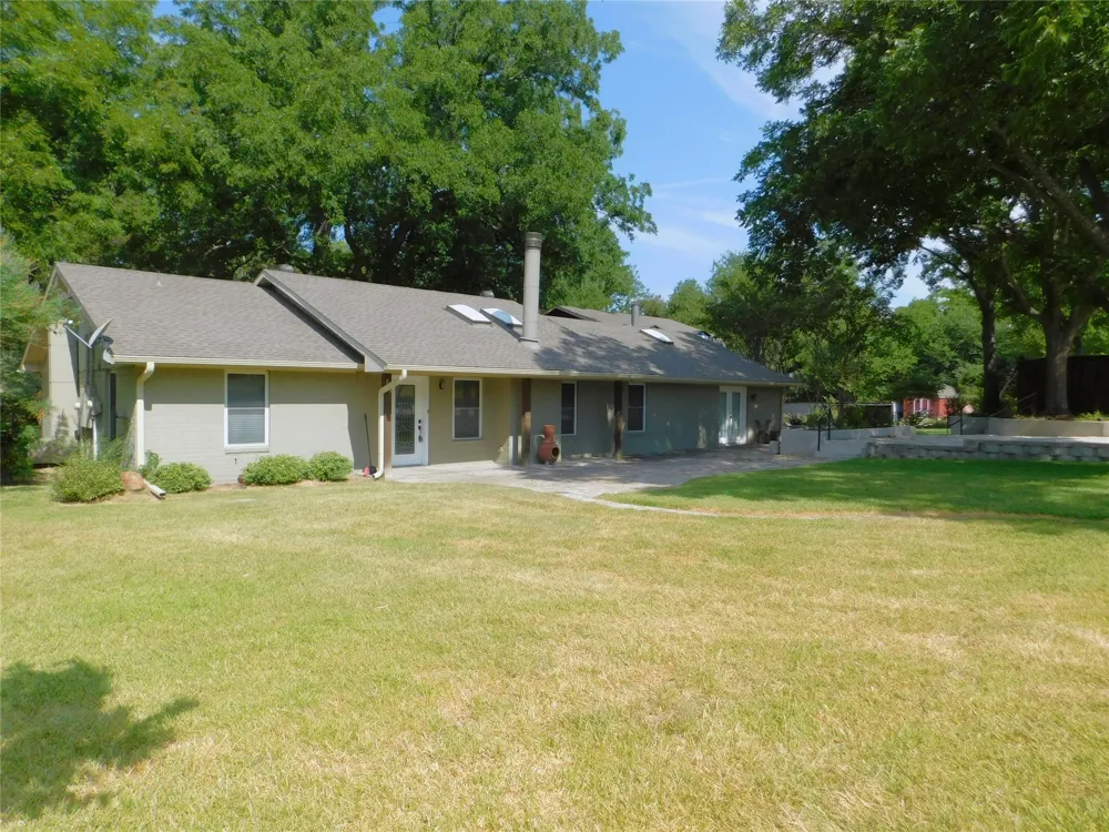 897 John George Lane Sanger, TX 76266