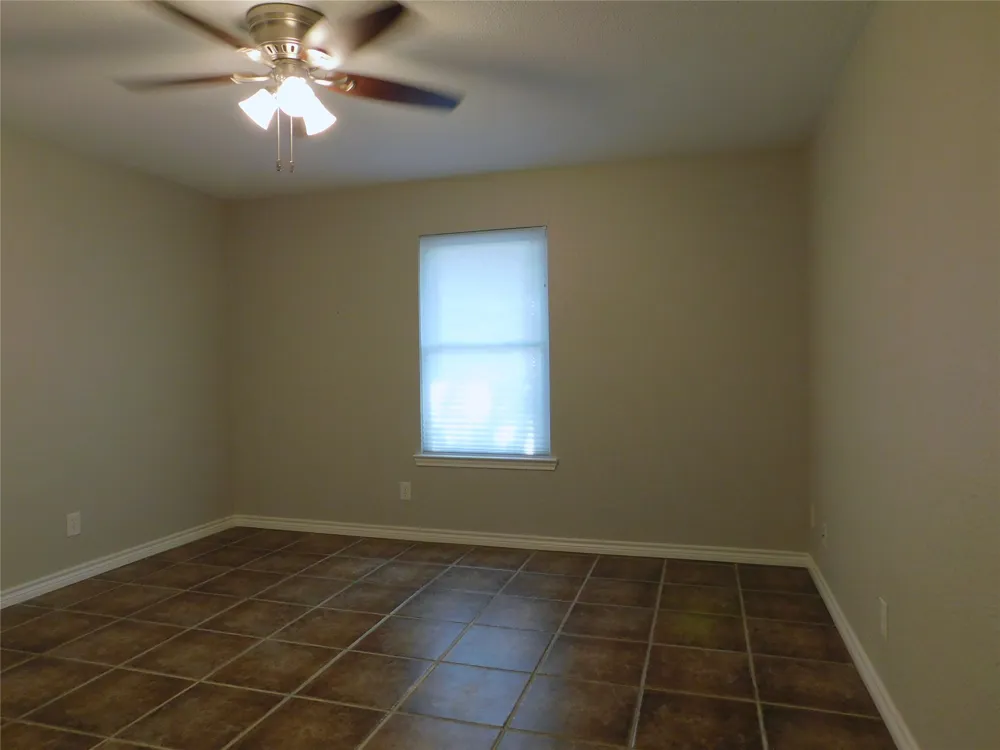 897 John George Lane Sanger, TX 76266