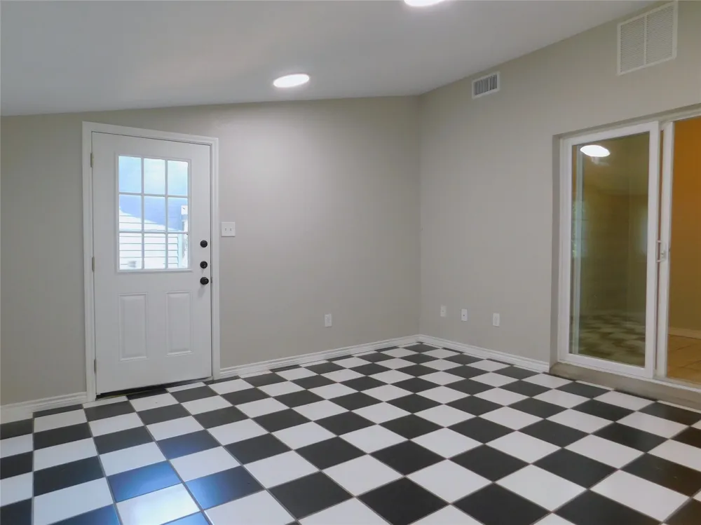 897 John George Lane Sanger, TX 76266