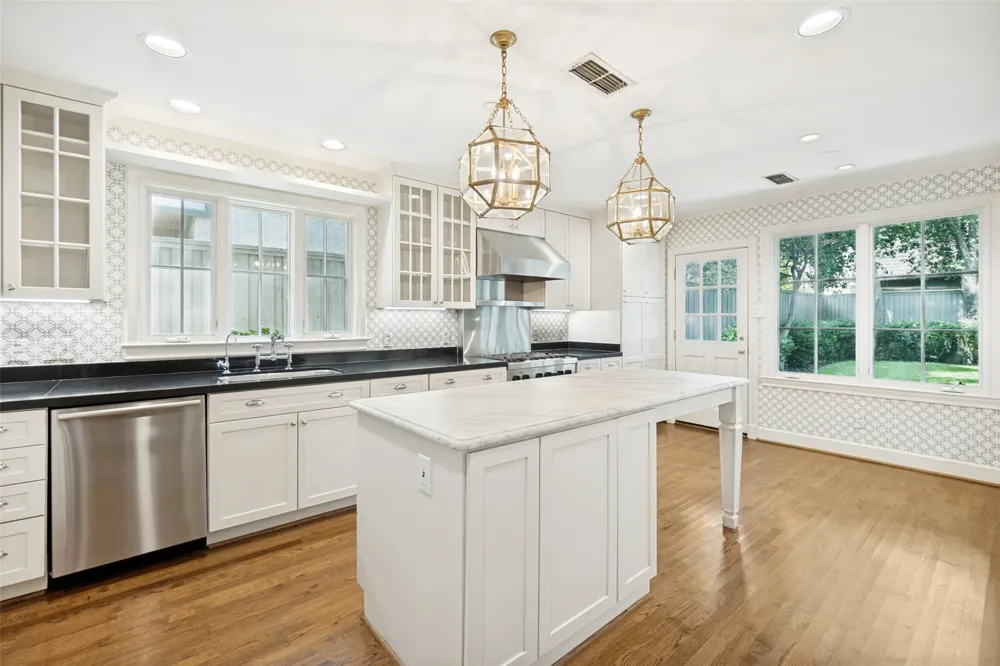 4504 Livingston Avenue Highland Park, TX 75205