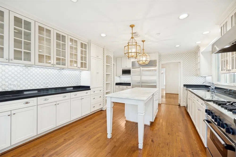 4504 Livingston Avenue Highland Park, TX 75205
