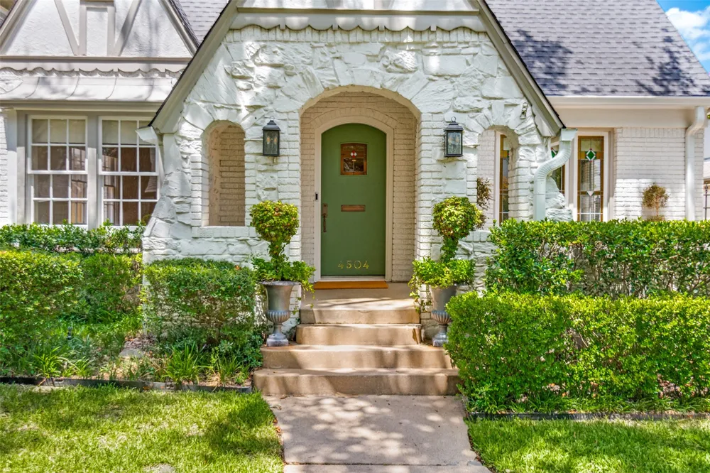 4504 Livingston Avenue Highland Park, TX 75205
