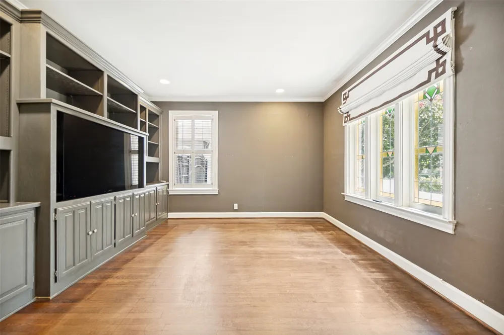 4504 Livingston Avenue Highland Park, TX 75205