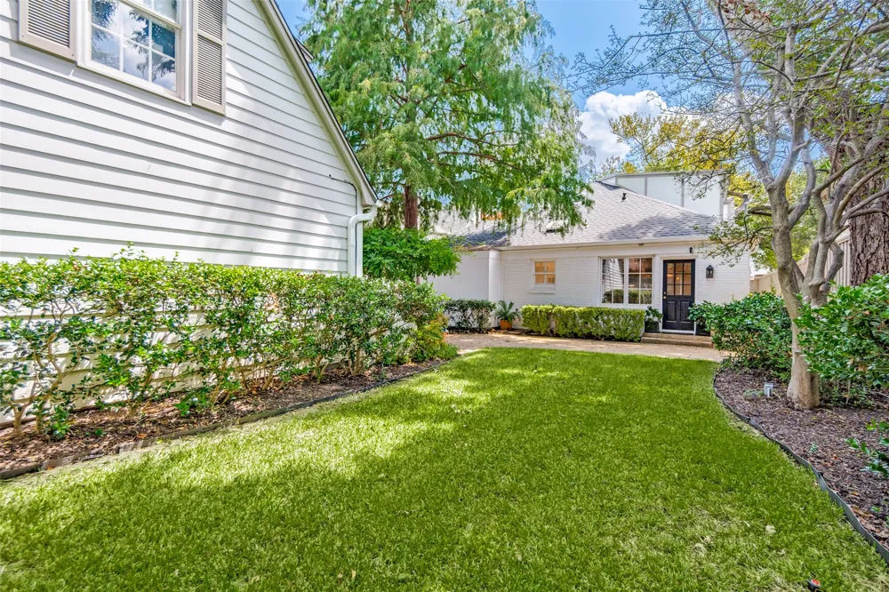 4504 Livingston Avenue Highland Park, TX 75205
