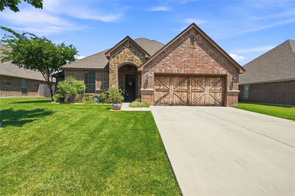 168 Whitetail Drive Willow Park, TX 76008