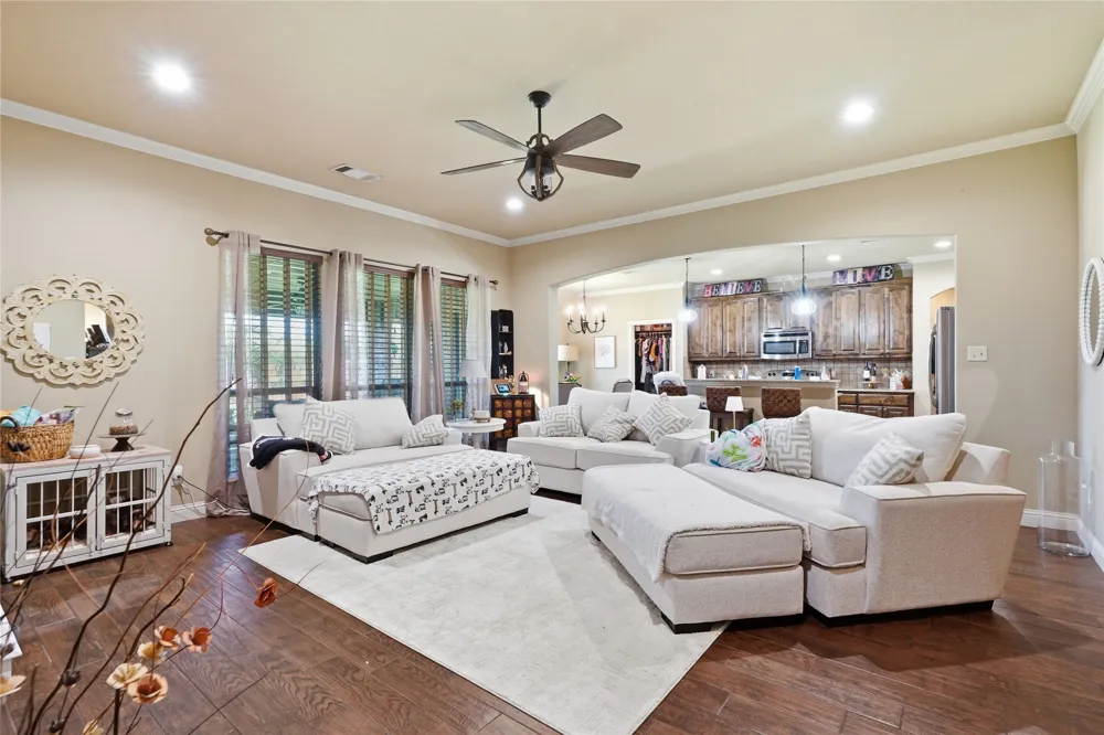 168 Whitetail Drive Willow Park, TX 76008