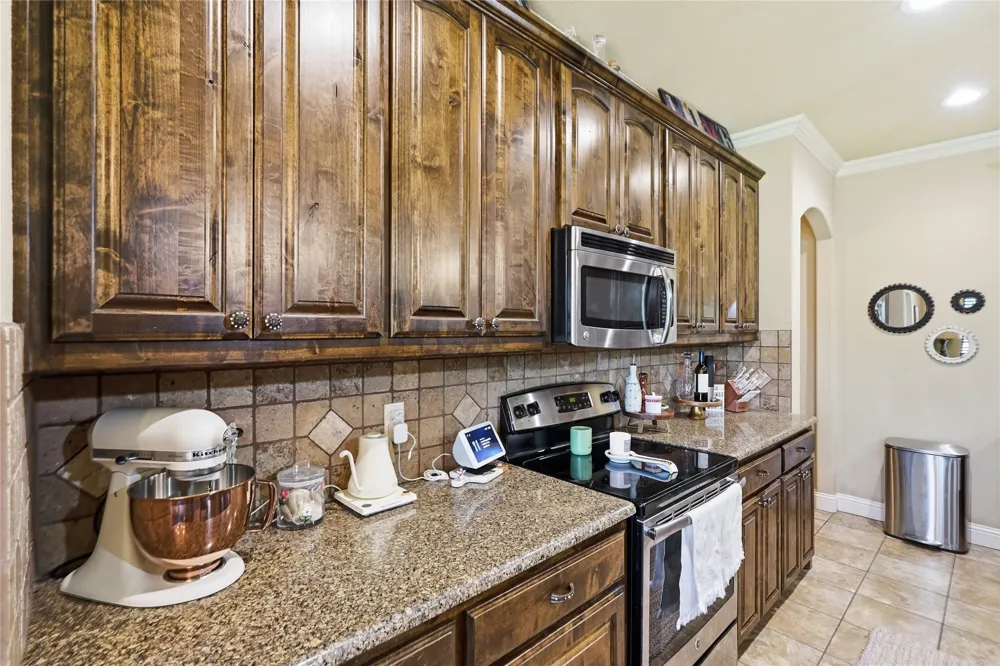 168 Whitetail Drive Willow Park, TX 76008