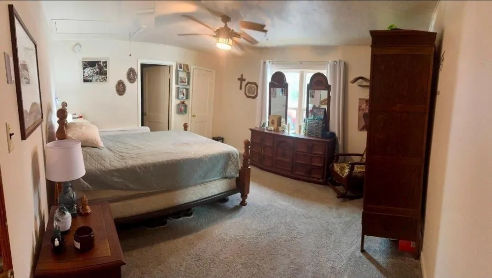 700 E Wallisville Road Highlands, TX 77562