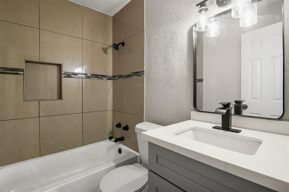 4755 Wilmington Street #6 Houston, TX 77033