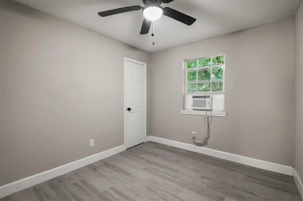 4755 Wilmington Street #6 Houston, TX 77033