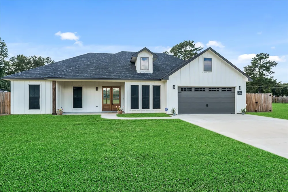 60 Bluegill Drive Shepherd, TX 77371