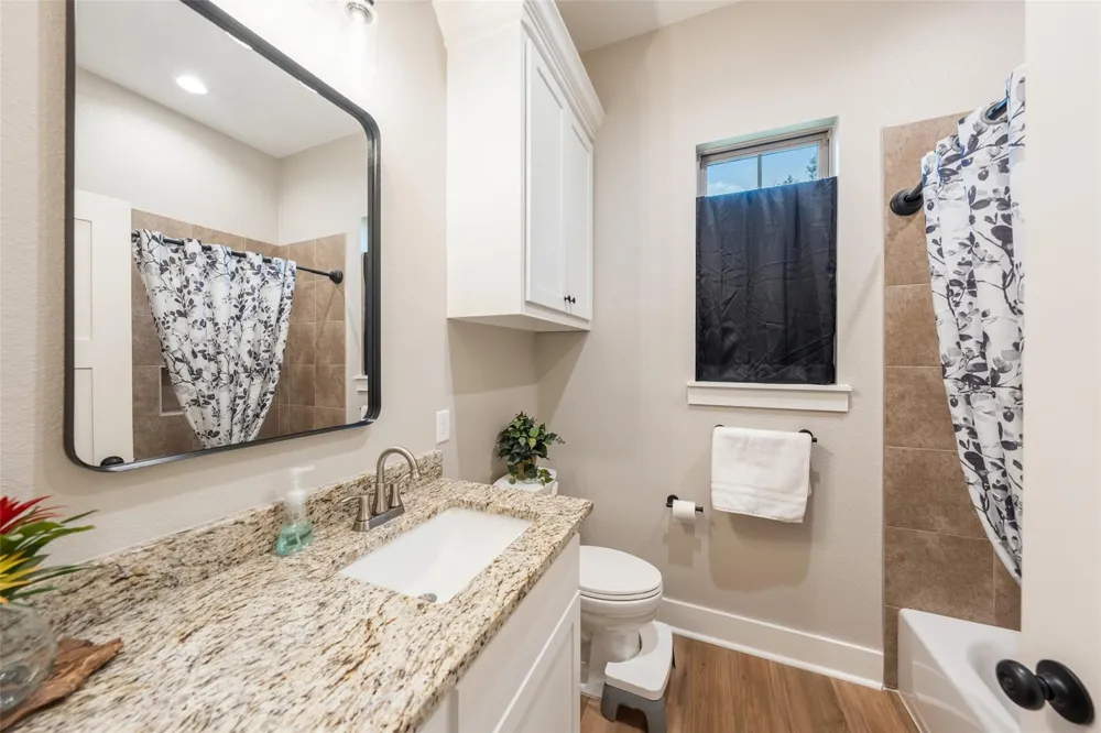 60 Bluegill Drive Shepherd, TX 77371