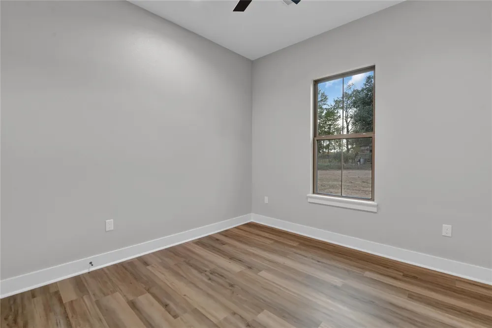 60 Bluegill Drive Shepherd, TX 77371