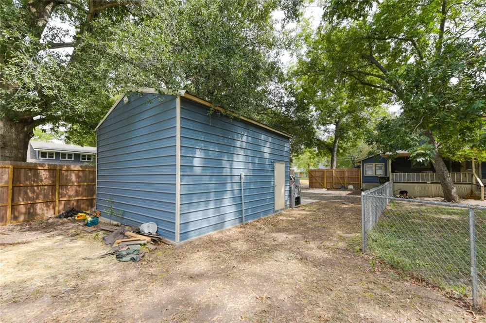 602 W Buck Street Caldwell, TX 77836