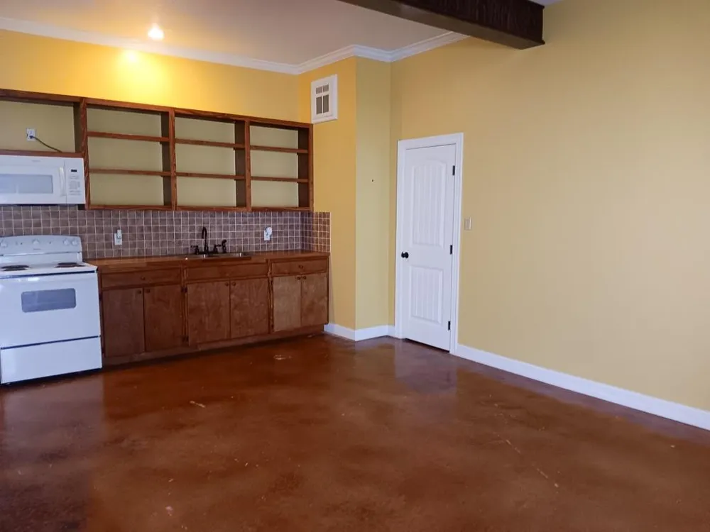 9500 Mayfield Avenue #E Shiro, TX 77876