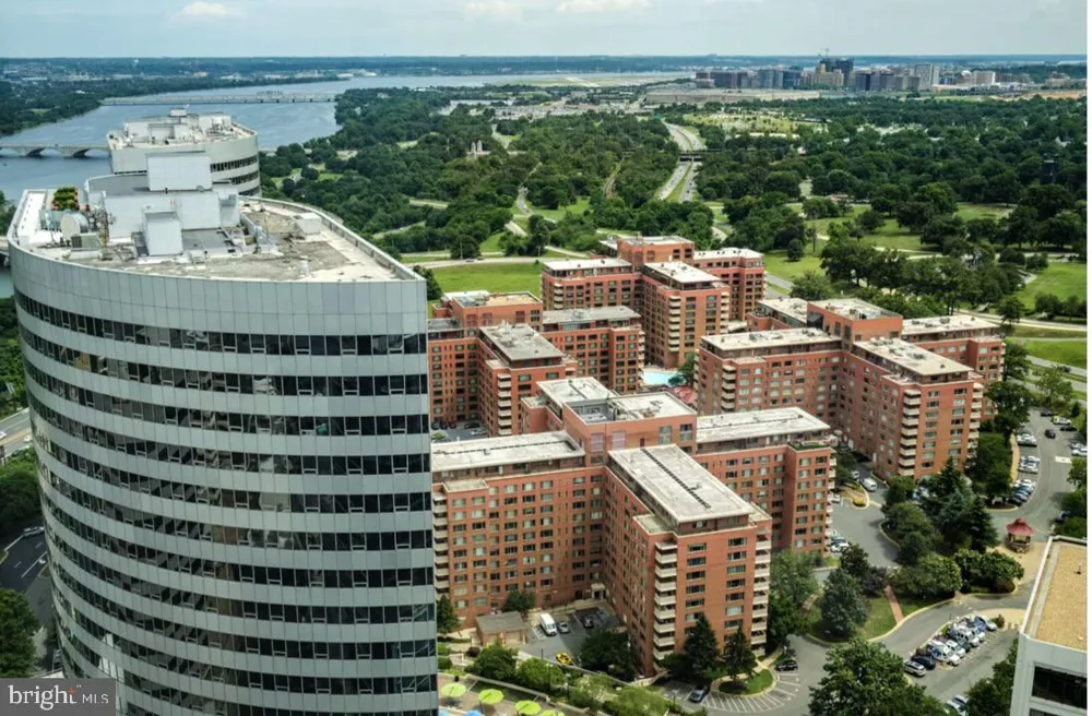 1111 ARLINGTON BOULEVARD #932 Arlington, VA 22209