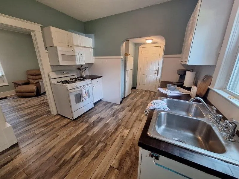 43 W Willard Battle Creek, MI 49037
