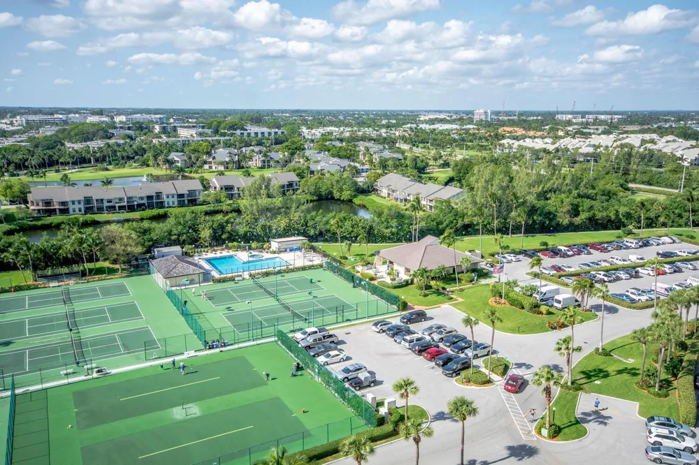 100 OCEAN TRAIL WAY #204 Jupiter, FL 33477