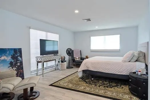 415 Pine Tree Court #16 Atlantis, FL 33462