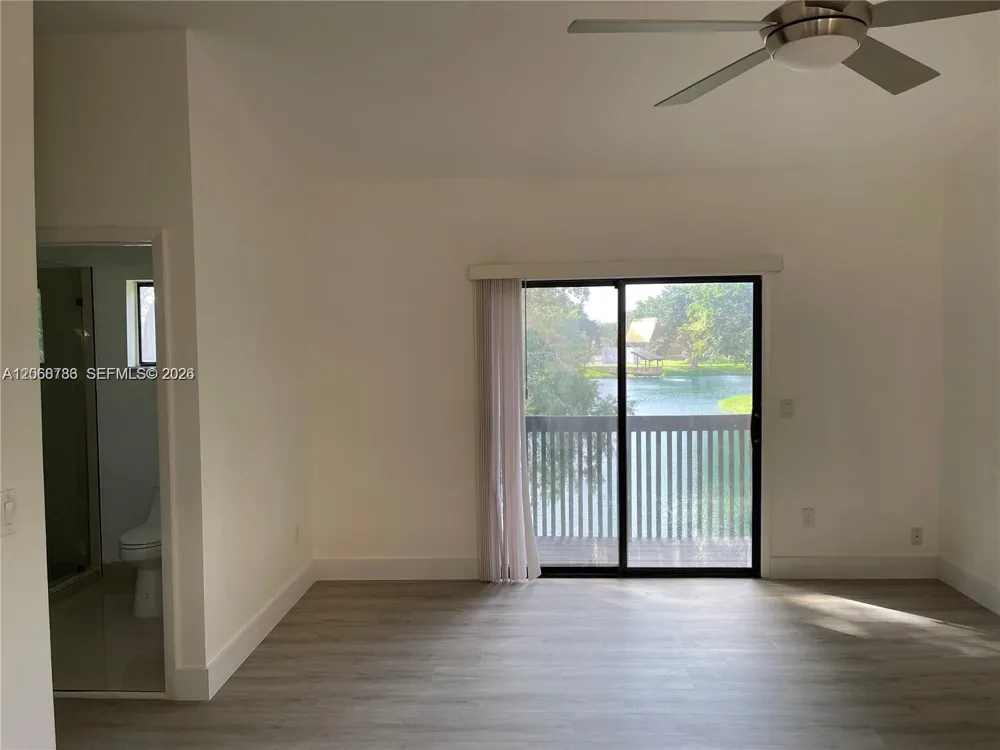 4157 SW 85th Ave #3 Davie, FL 33328