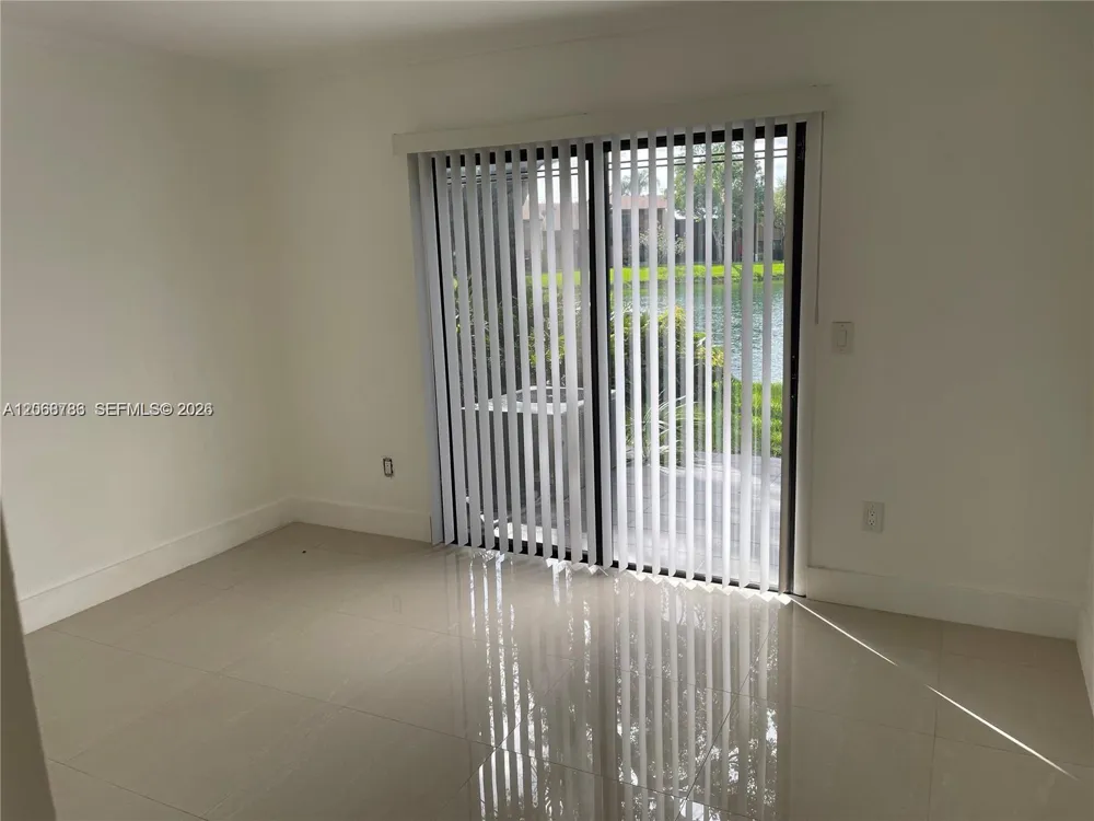4157 SW 85th Ave #3 Davie, FL 33328