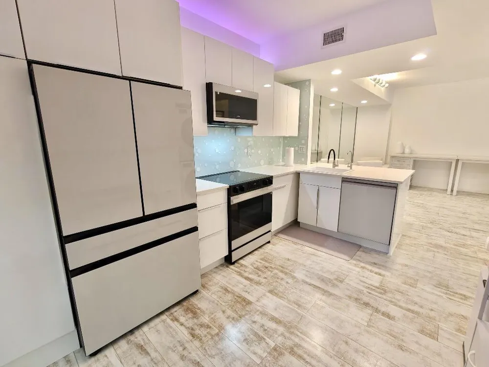 210 BELLA VISTA COURT #10 Jupiter, FL 33477