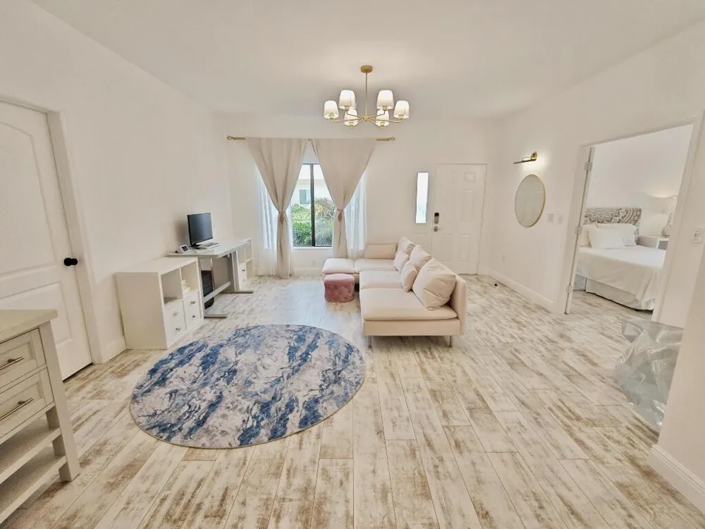 210 BELLA VISTA COURT #10 Jupiter, FL 33477