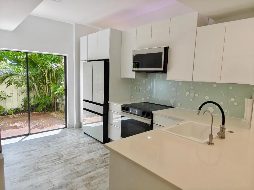 210 BELLA VISTA COURT #10 Jupiter, FL 33477