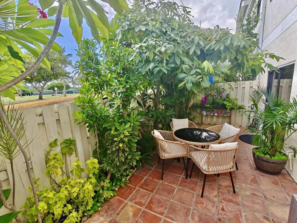 210 BELLA VISTA COURT #10 Jupiter, FL 33477