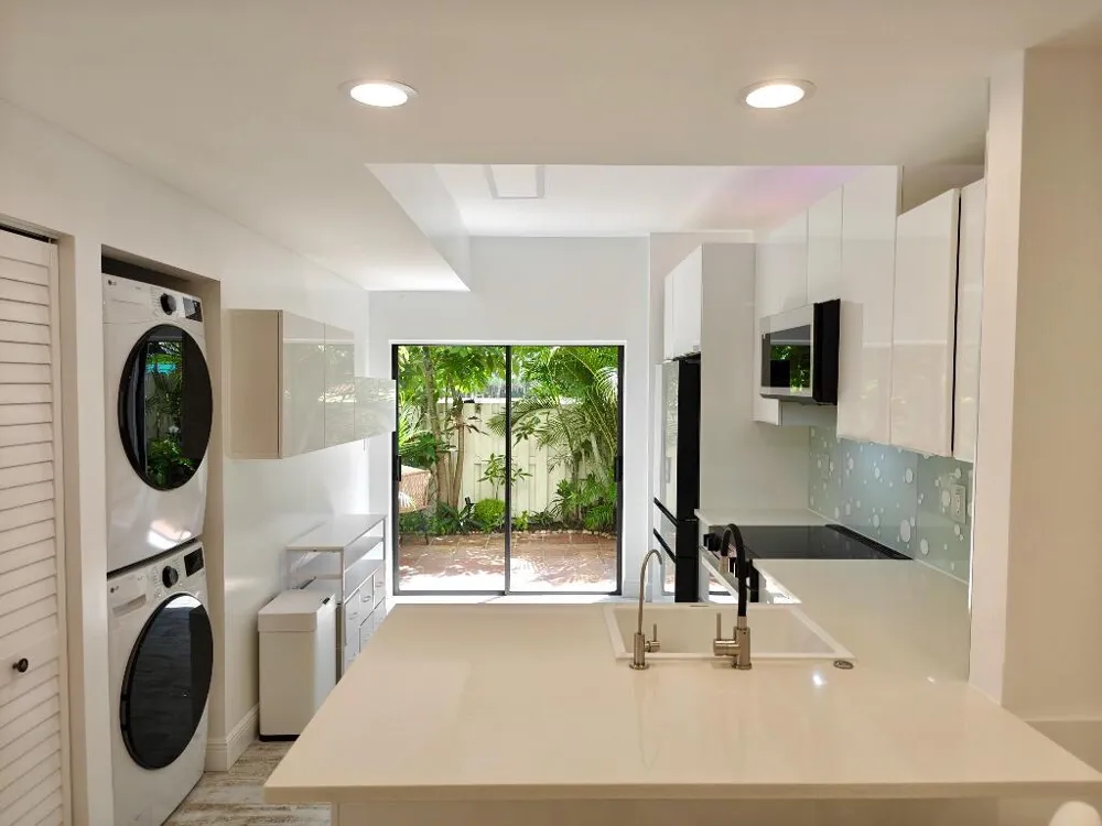 210 BELLA VISTA COURT #10 Jupiter, FL 33477