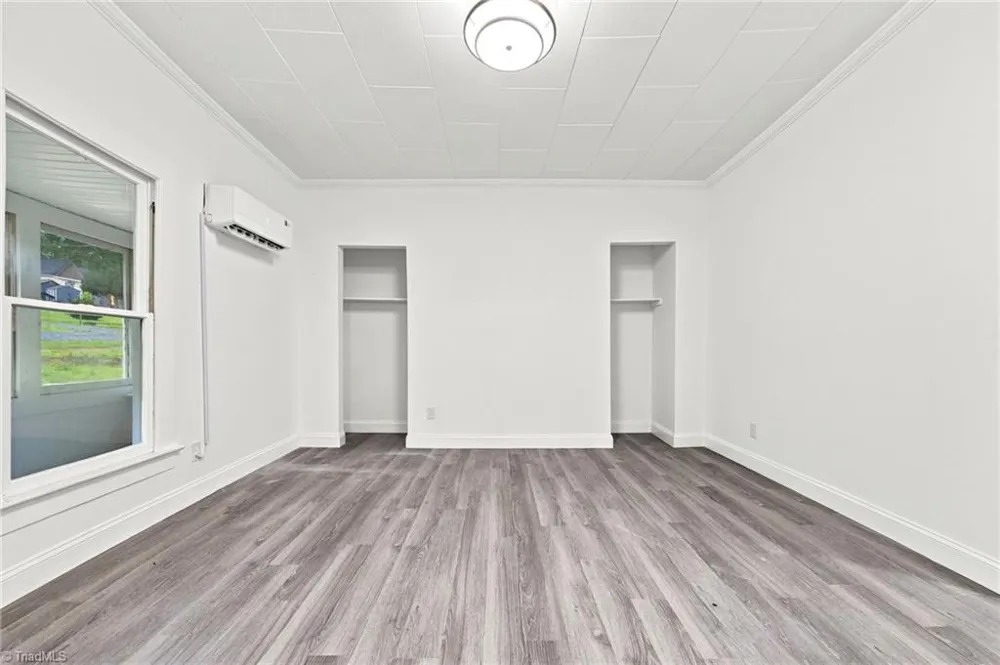 1011 4th Street Eden, NC 27288