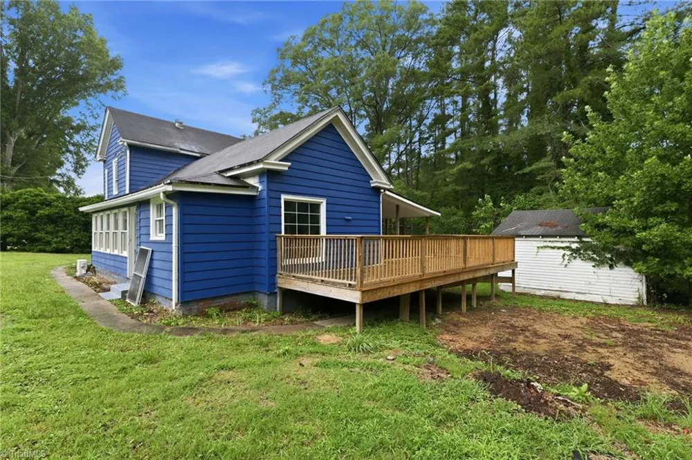 1011 4th Street Eden, NC 27288