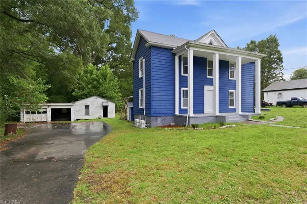 1011 4th Street Eden, NC 27288