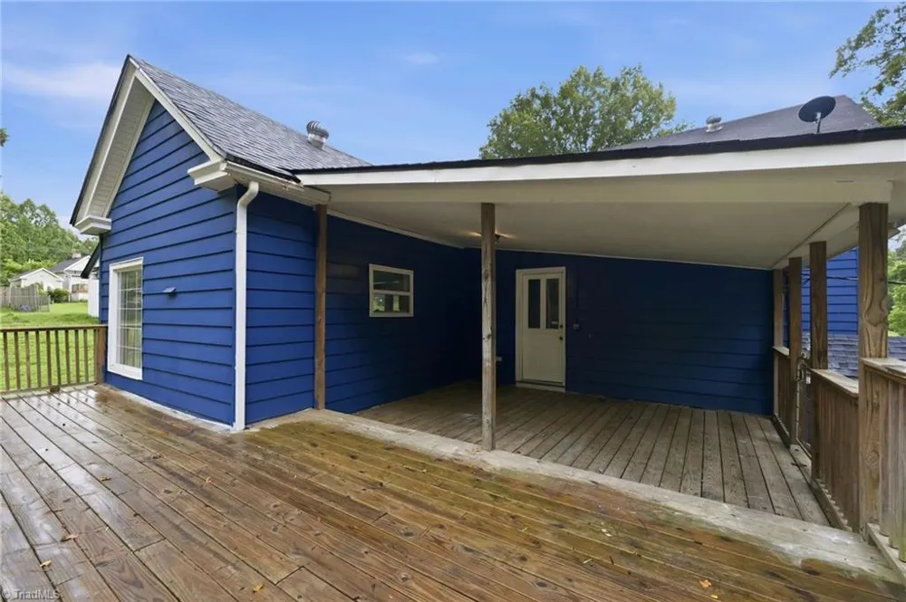 1011 4th Street Eden, NC 27288