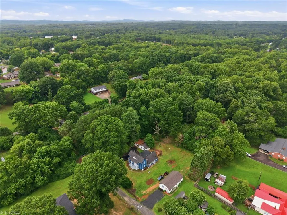 1011 4th Street Eden, NC 27288