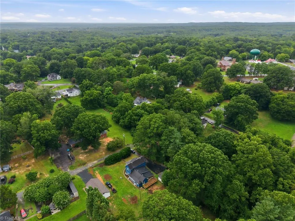 1011 4th Street Eden, NC 27288