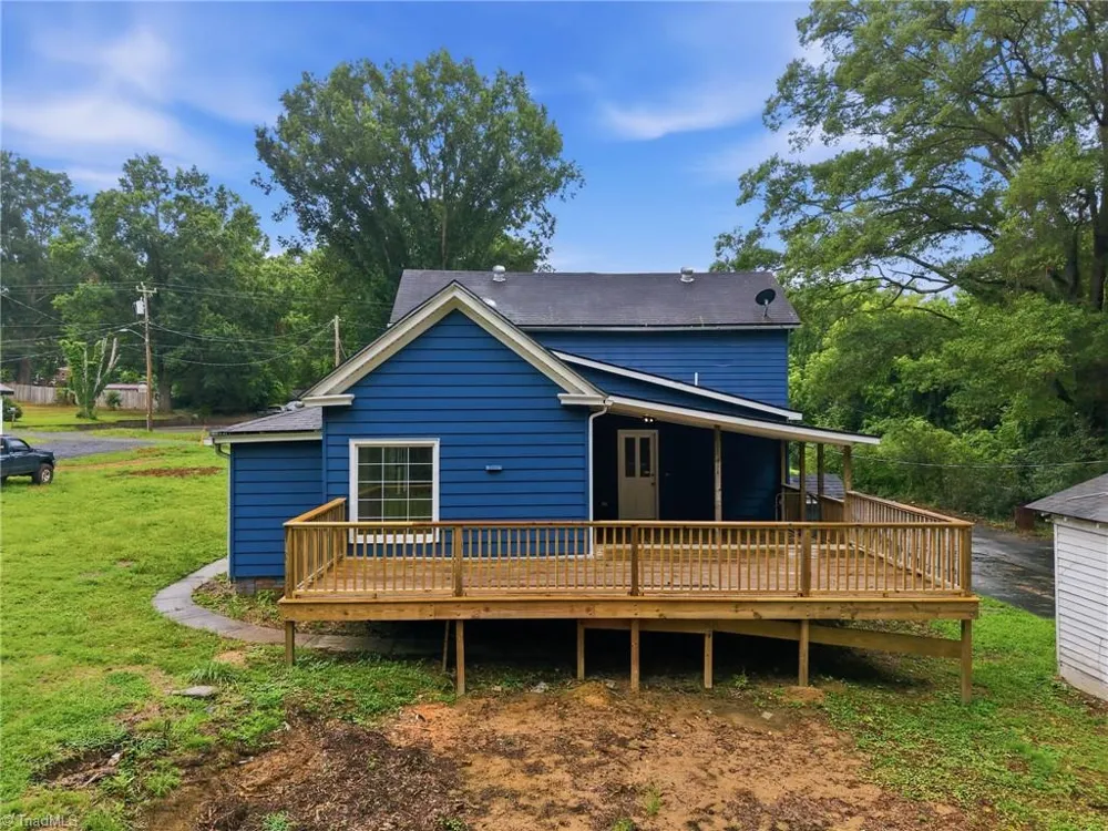1011 4th Street Eden, NC 27288