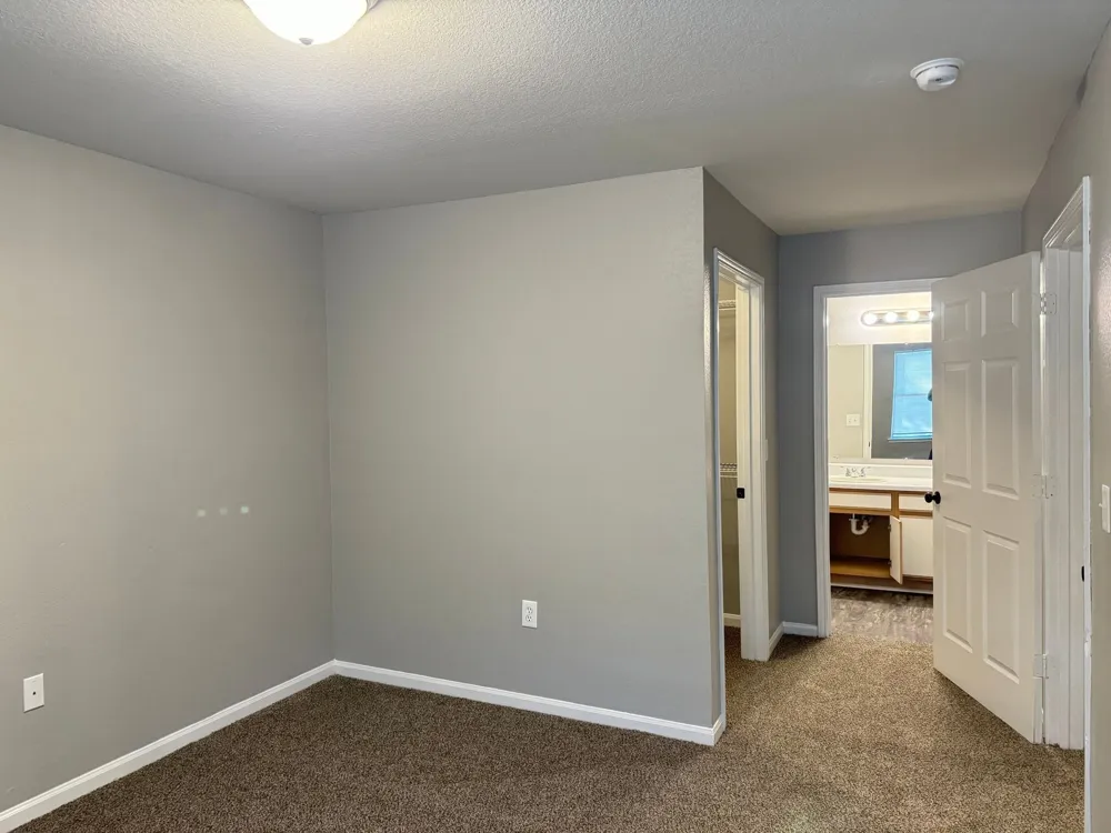 2113 Ringgold Ct #306 Clarksville, TN 37042