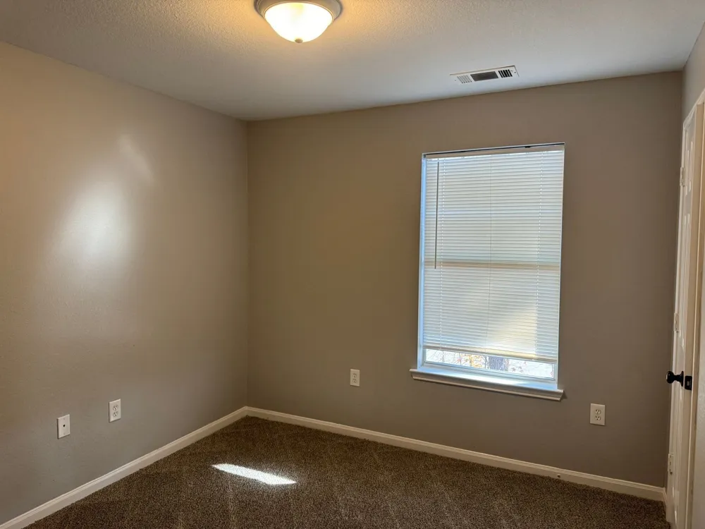 2113 Ringgold Ct #306 Clarksville, TN 37042